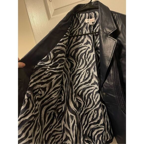 Denim & Co‎ Women's Navy Leather Jacket Medium Button Front Casual - Picture 4 of 7